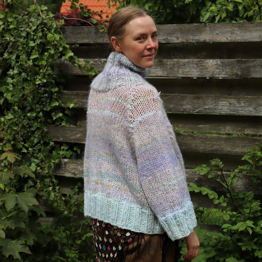 SPRING SWEATER