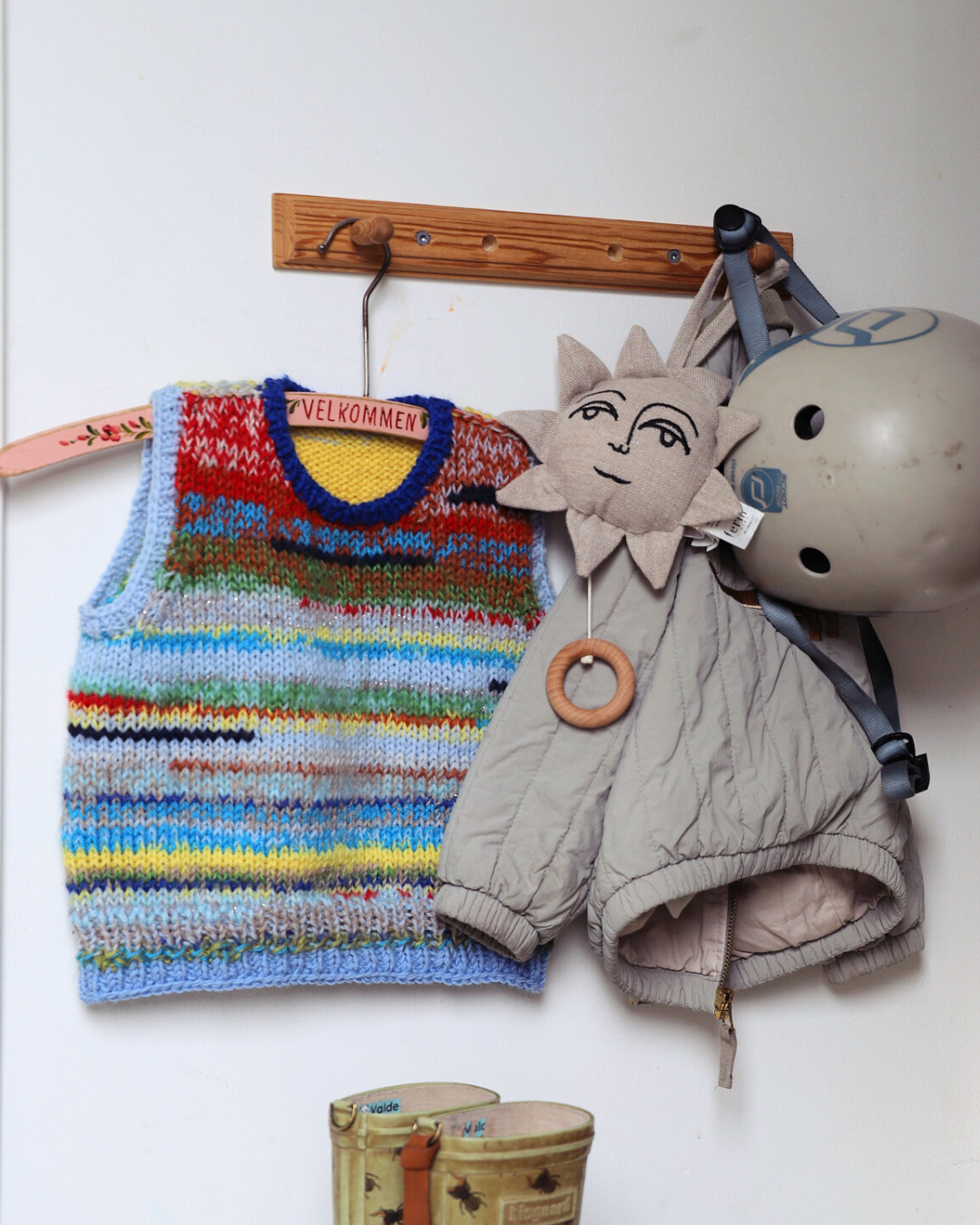 Easy and quick Scrap Yarn Vest