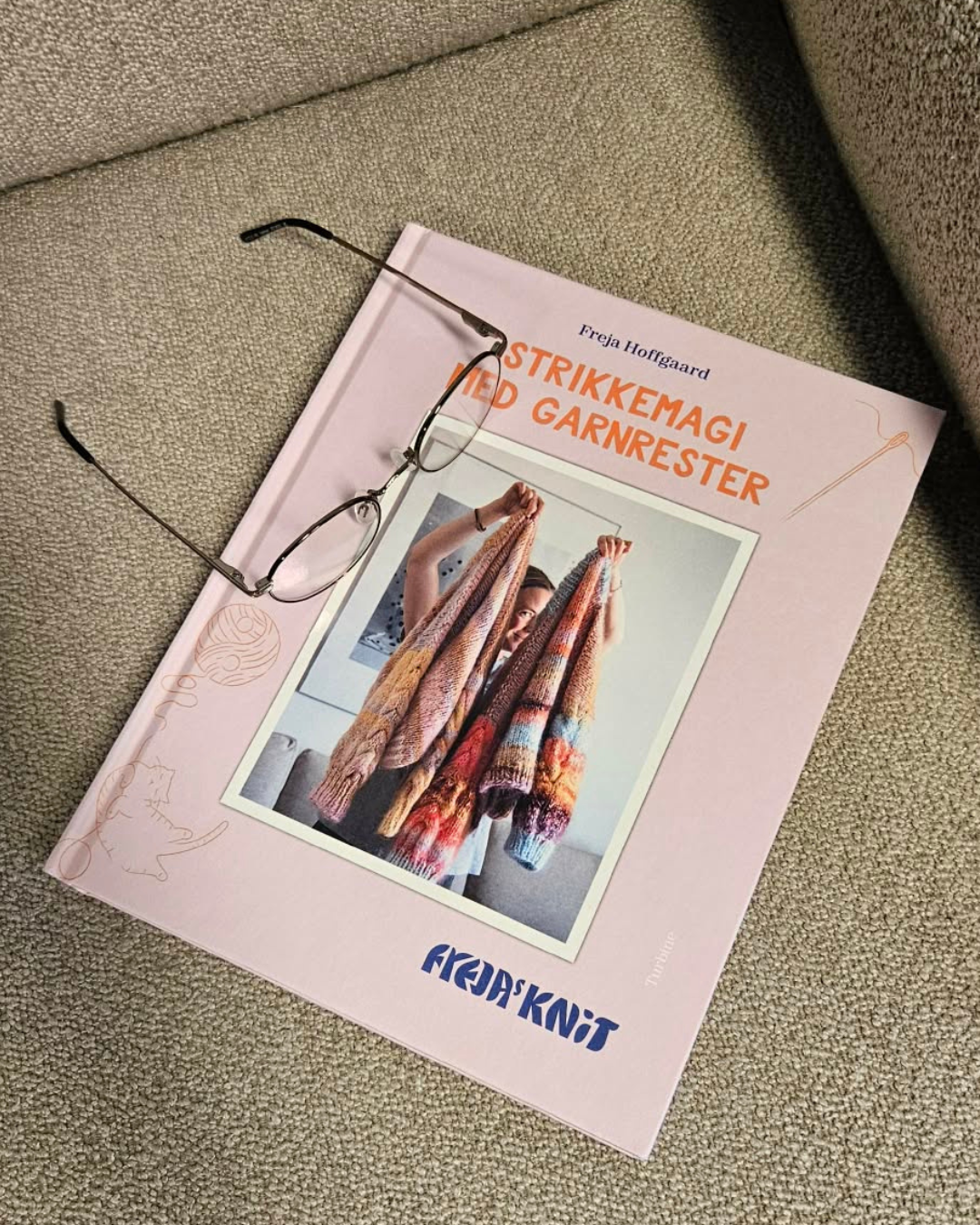 Strikkemagi med Garnrester