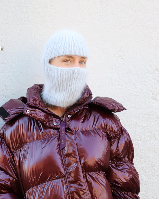 Beanie Balaclava Light brugt som balaclava og elefanthue