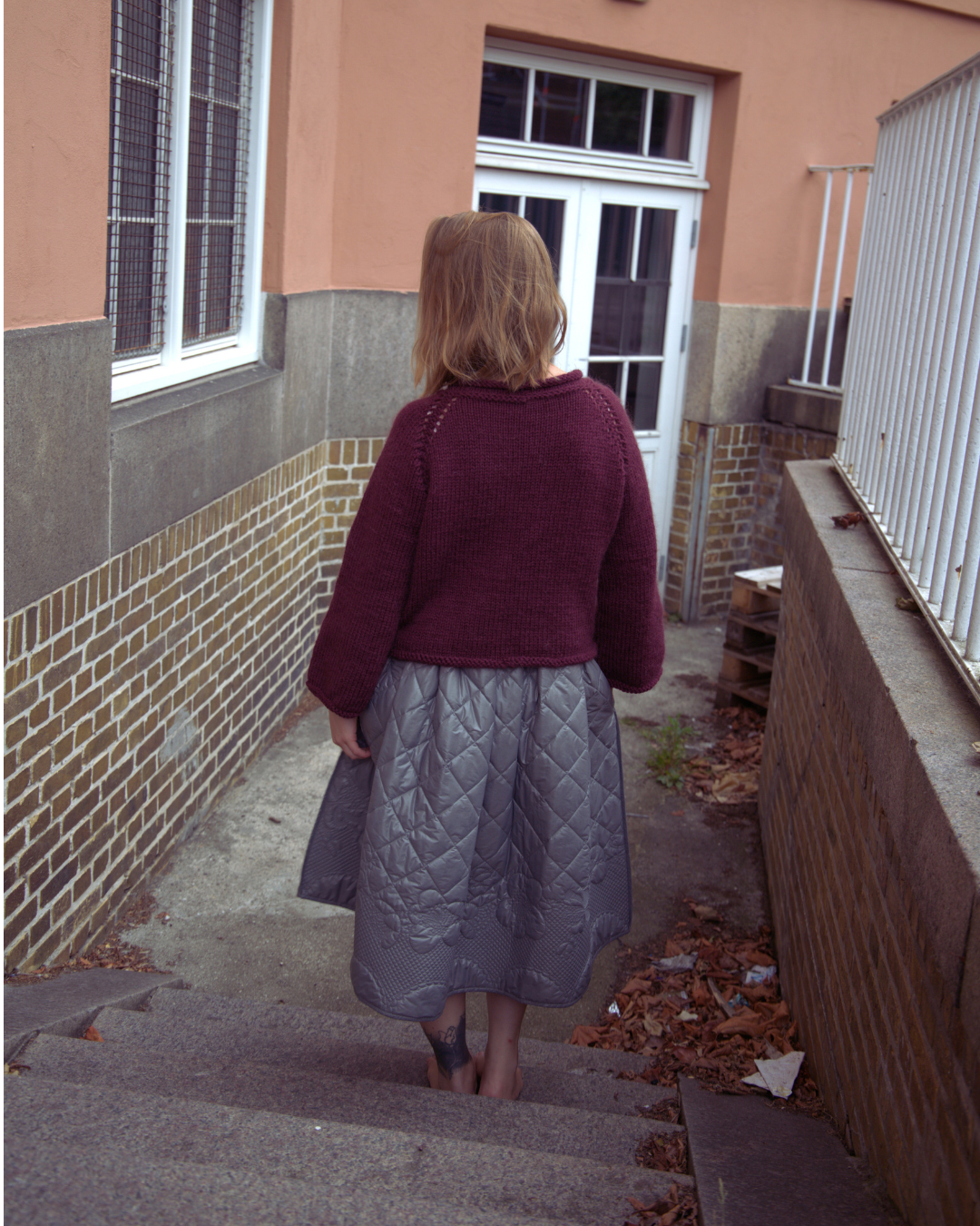 Raglansweater med afslappet pasform strikket oppefra og ned